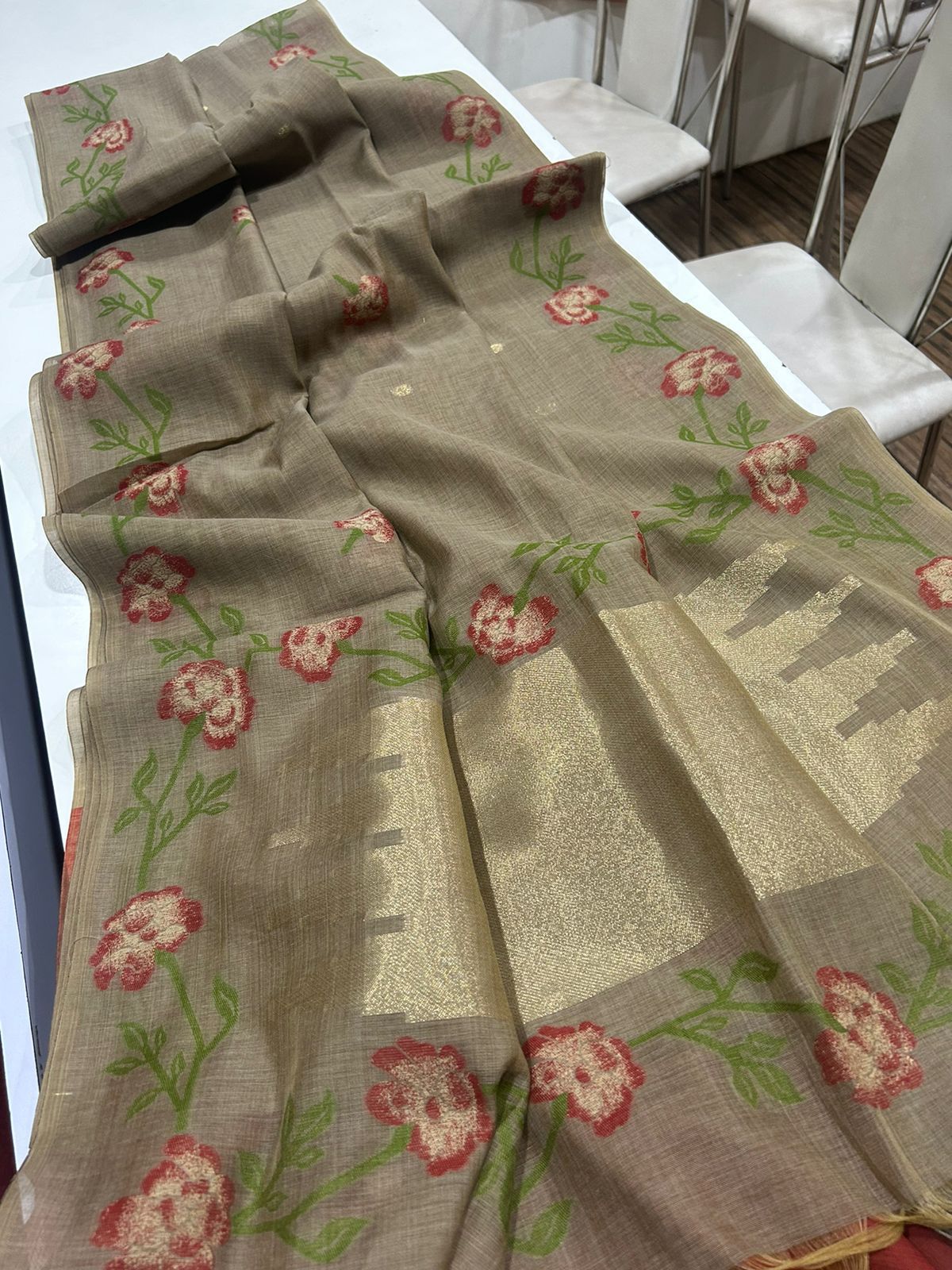 Premium Soft Muga Silk Mehendi Green Saree With Cherry Blouse Piece