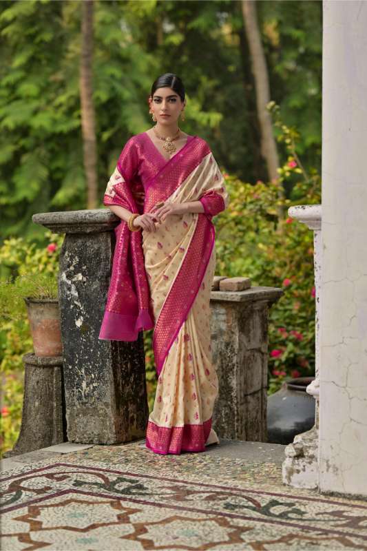 Banarasi Silk Pink & Golden Saree With Tow Tone Blouse