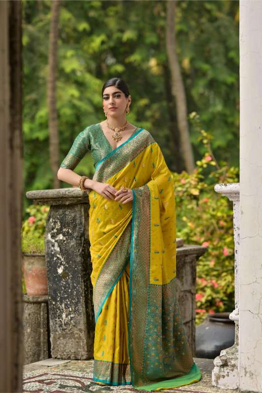 Banarasi Silk Yellow & Green Saree With Tow Tone Blouse Piece