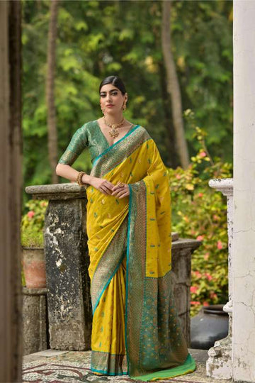 Banarasi Silk Yellow & Green Saree With Tow Tone Blouse Piece