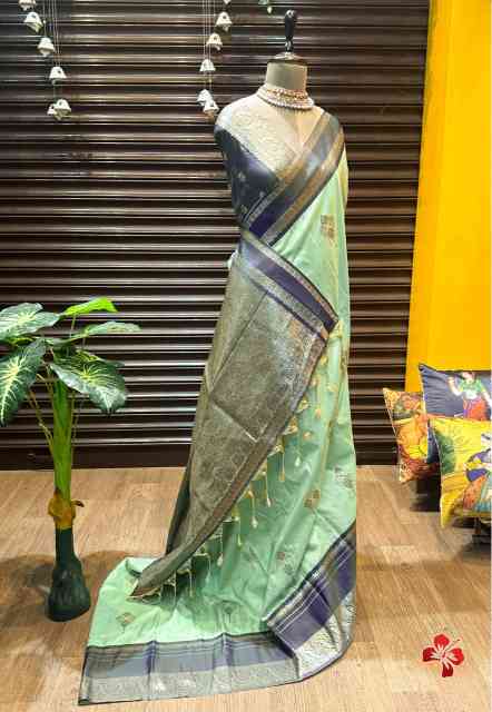 Premium Soft Kanjivaram Silk Pista Saree - Gray Pallu