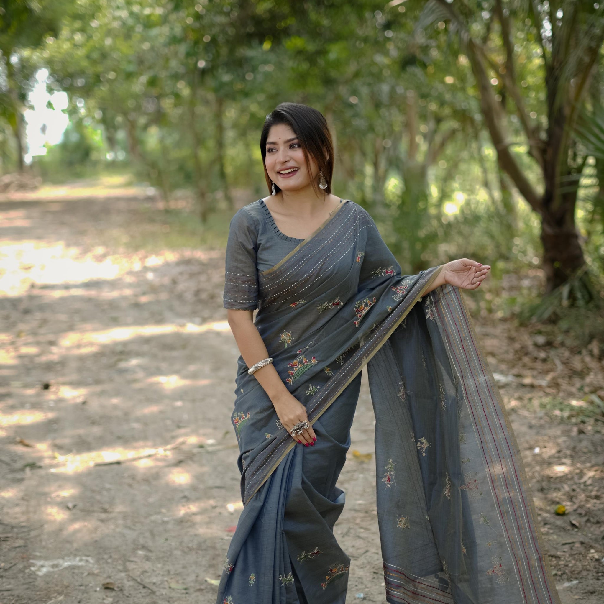 Premium Khadi Tussar Silk Dark Grey Saree