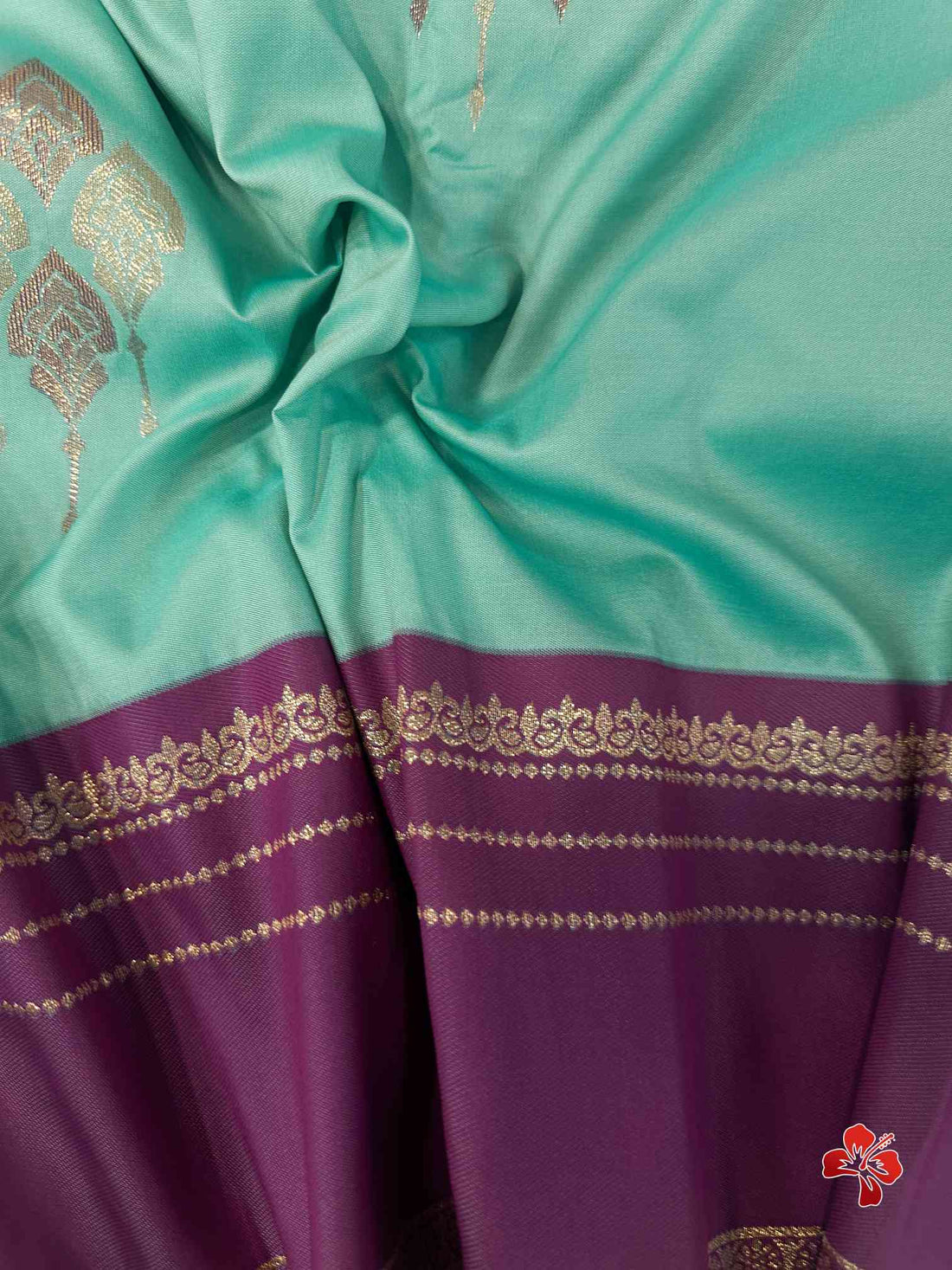 Premium Soft Kanjivaram Silk Ocean Blue Saree - Purple Pallu