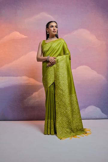 Soft Banglori Handloom Raw Silk Parrot Green Saree