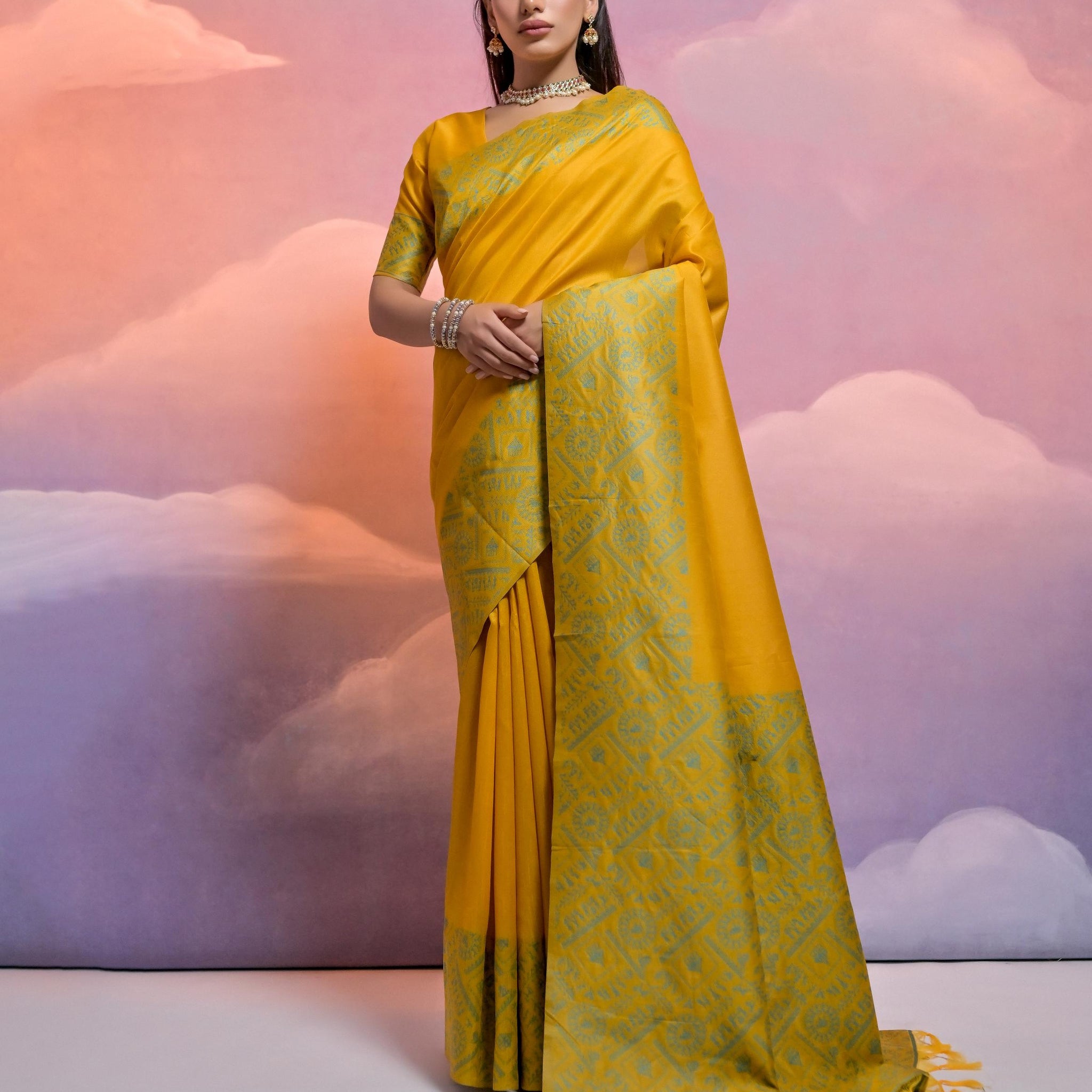 Soft Banglori Handloom Raw Silk Yellow Green Saree