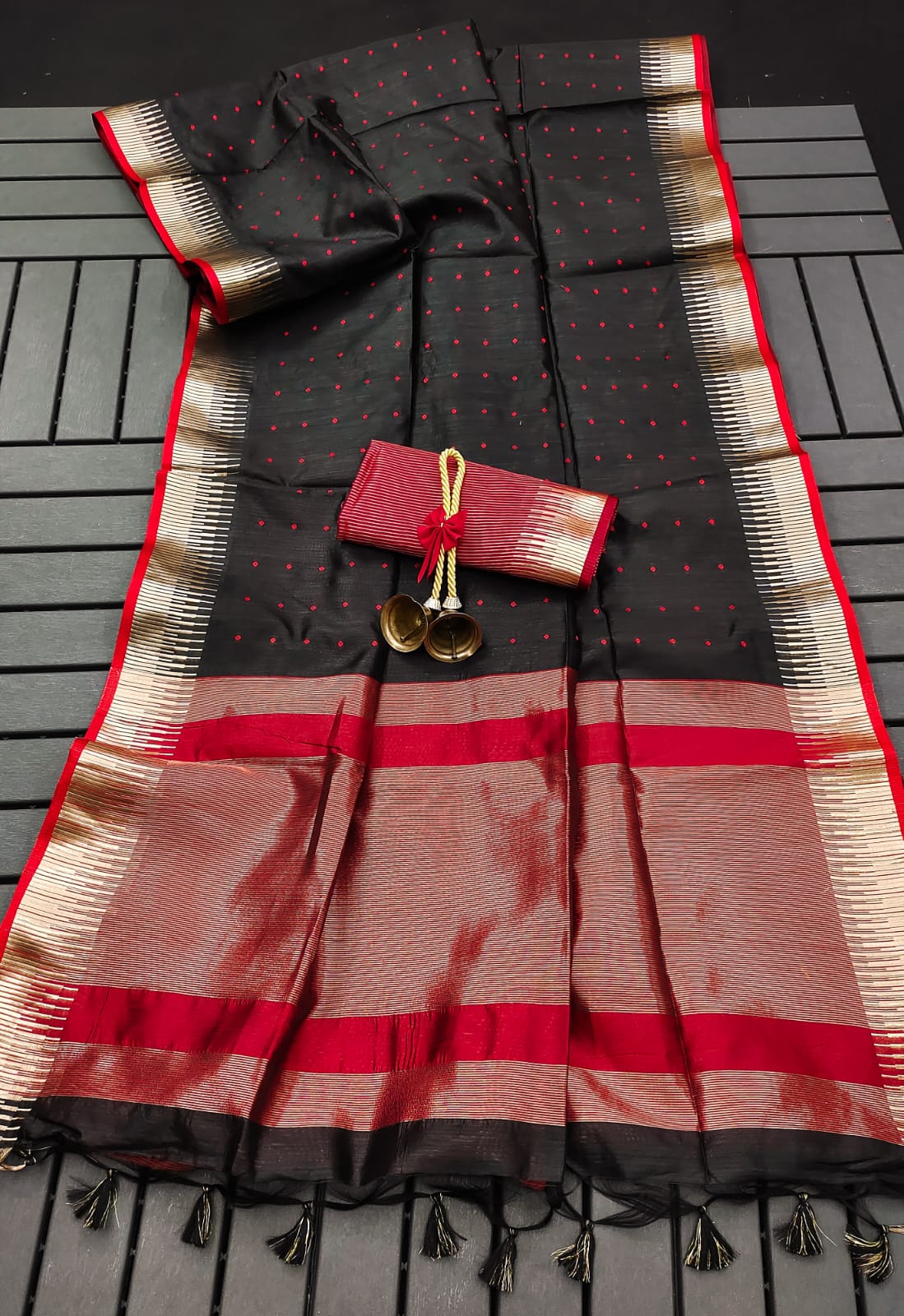 Semi Tussar Silk Bleck Saree