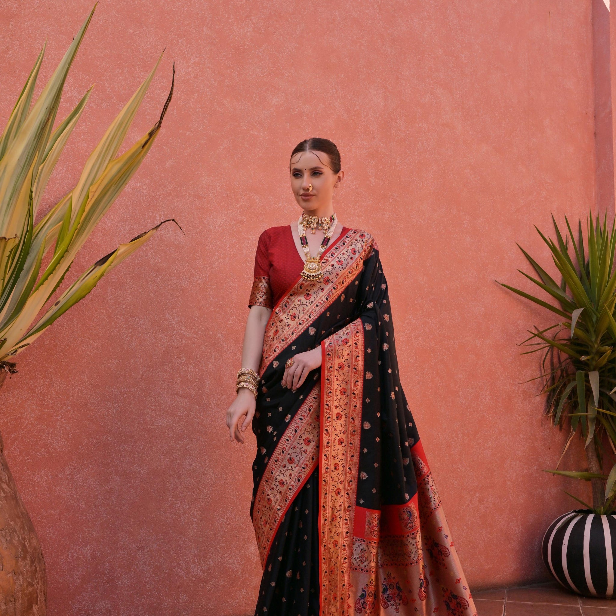 Soft Banarasi Ailk Bleck Saree